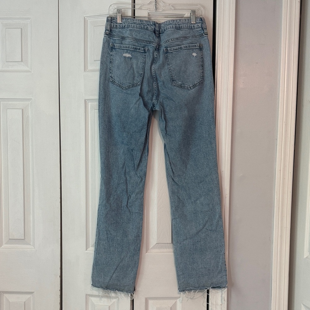 Blue Jeans - Picture 3 of 5